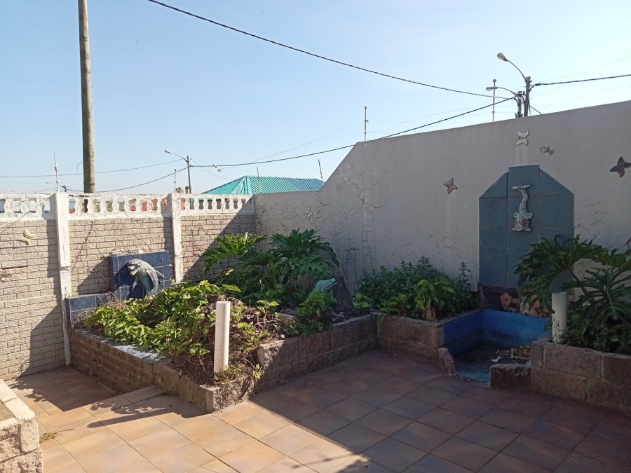 4 Bedroom Property for Sale in Quigney Eastern Cape